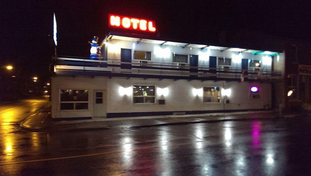 Niagara Parkway Court Motel المظهر الخارجي الصورة